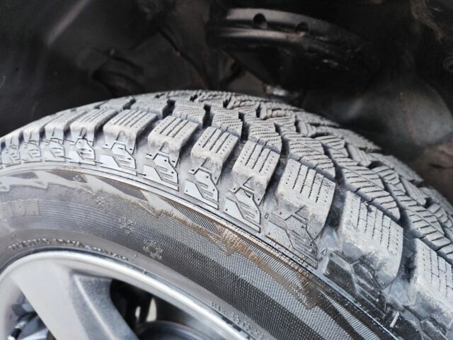 Чорний Лексус РХ, об'ємом двигуна 0 л та пробігом 260 тис. км за 8200 $, фото 4 на Automoto.ua