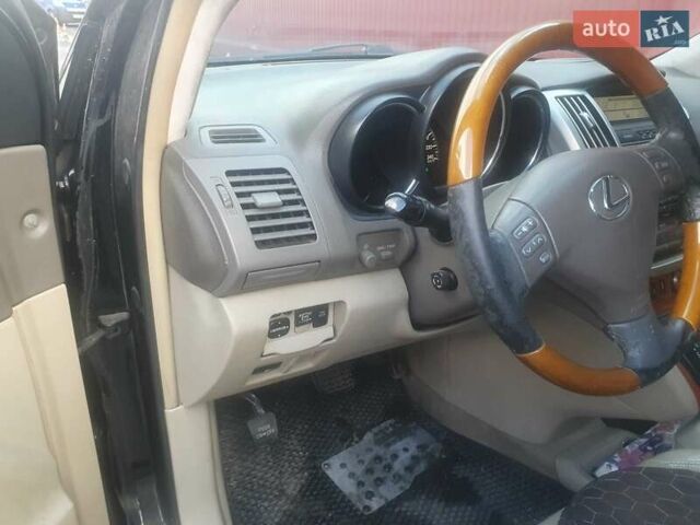 Лексус РХ 2003 у Києві на Automoto.ua Чорний Лексус РХ, об'ємом двигуна 3.3 л та пробігом 405 тис. км за 8300 $, фото 3 на Automoto.ua
