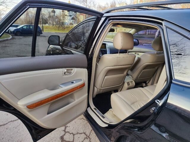 Черный Лексус РХ, объемом двигателя 3.3 л и пробегом 260 тыс. км за 8450 $, фото 9 на Automoto.ua