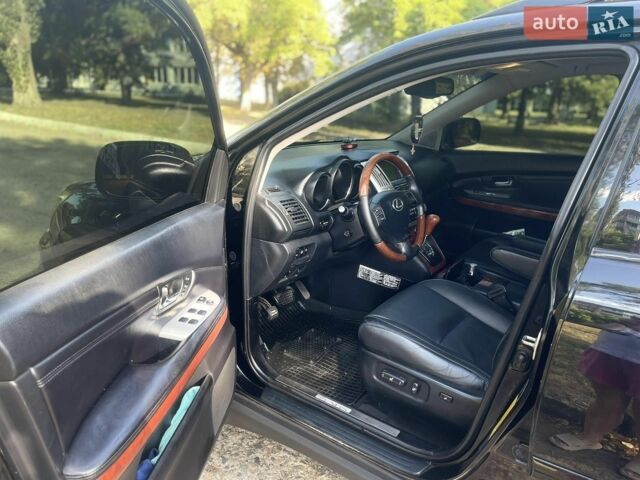 Черный Лексус РХ, объемом двигателя 3 л и пробегом 262 тыс. км за 8517 $, фото 6 на Automoto.ua