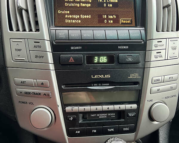 Черный Лексус РХ, объемом двигателя 3 л и пробегом 335 тыс. км за 8700 $, фото 13 на Automoto.ua