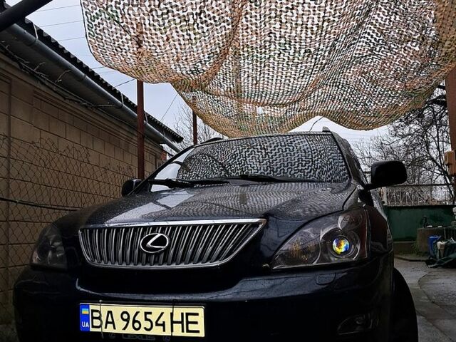Черный Лексус РХ, объемом двигателя 3.3 л и пробегом 286 тыс. км за 9500 $, фото 1 на Automoto.ua