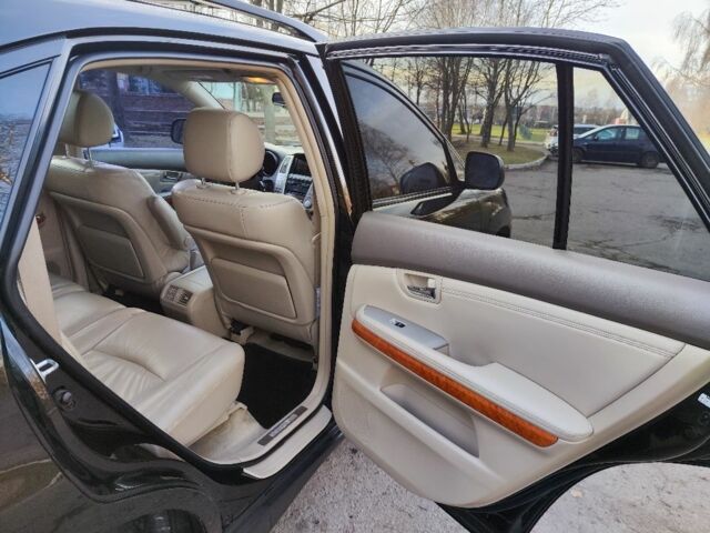 Черный Лексус РХ, объемом двигателя 3.3 л и пробегом 260 тыс. км за 8450 $, фото 12 на Automoto.ua