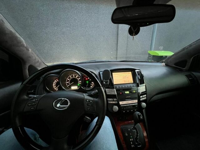 Черный Лексус РХ, объемом двигателя 3.3 л и пробегом 360 тыс. км за 7900 $, фото 2 на Automoto.ua