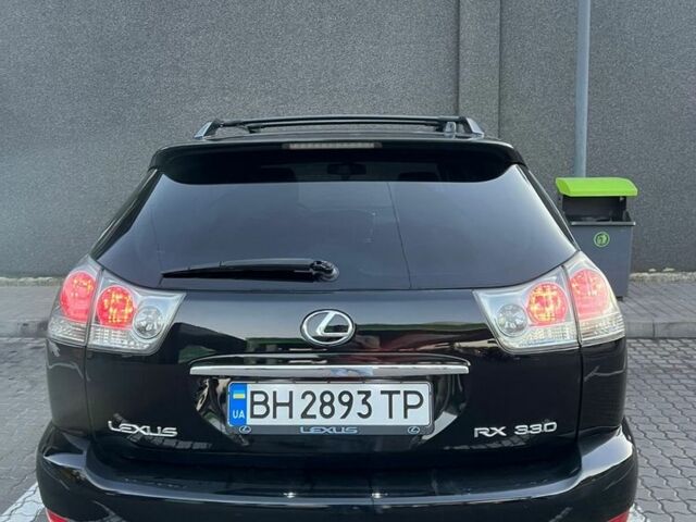 Черный Лексус РХ, объемом двигателя 3.3 л и пробегом 360 тыс. км за 8200 $, фото 2 на Automoto.ua