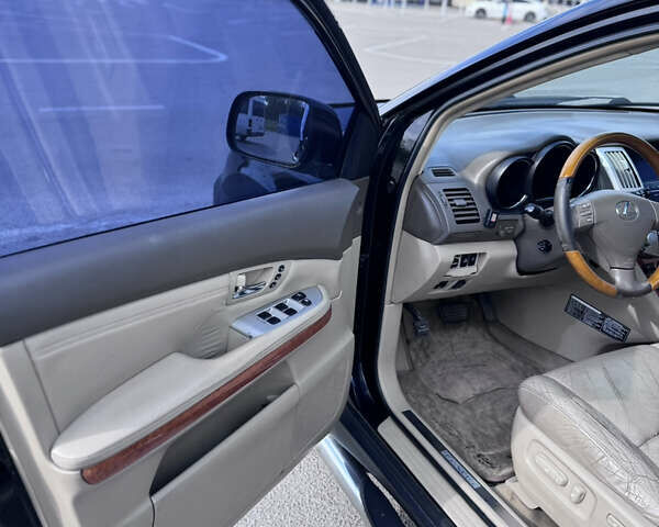 Черный Лексус РХ, объемом двигателя 3 л и пробегом 322 тыс. км за 8600 $, фото 18 на Automoto.ua