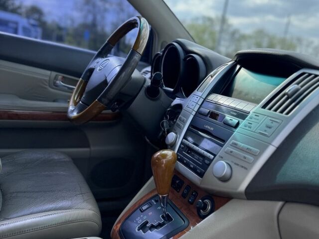 Лексус РХ 2004 у Запоріжжя на Automoto.ua Чорний Лексус РХ, об'ємом двигуна 3 л та пробігом 322 тис. км за 8300 $, фото 6 на Automoto.ua