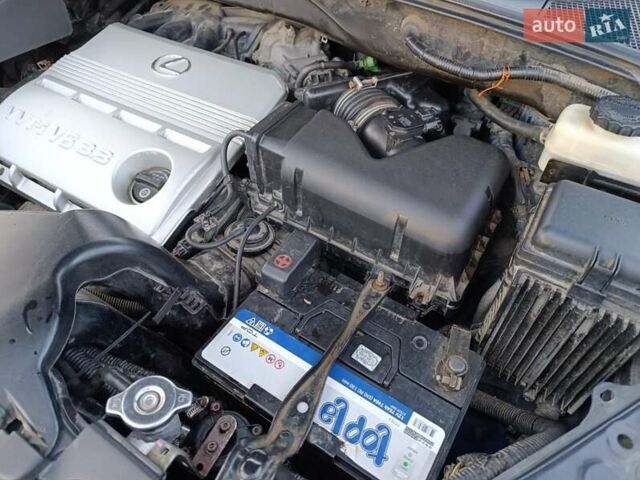Черный Лексус РХ, объемом двигателя 3.31 л и пробегом 200 тыс. км за 8500 $, фото 15 на Automoto.ua