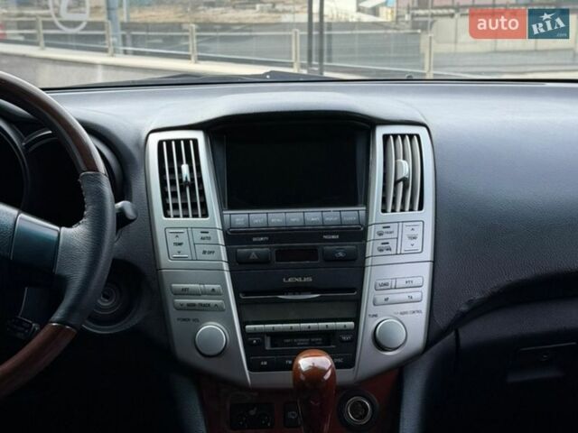 Черный Лексус РХ, объемом двигателя 3 л и пробегом 297 тыс. км за 7999 $, фото 45 на Automoto.ua