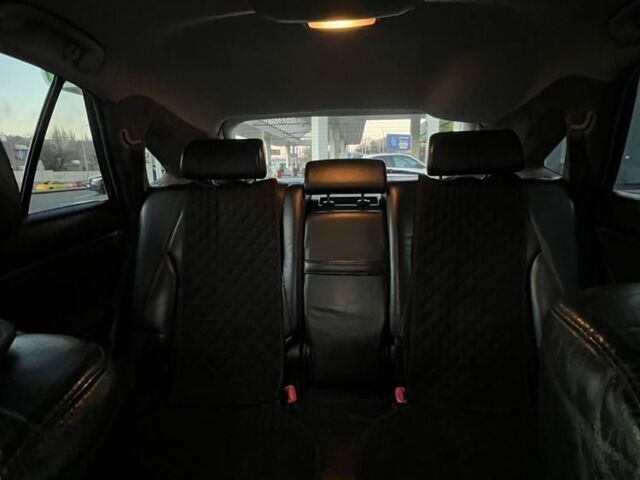 Черный Лексус РХ, объемом двигателя 3.3 л и пробегом 360 тыс. км за 8200 $, фото 12 на Automoto.ua