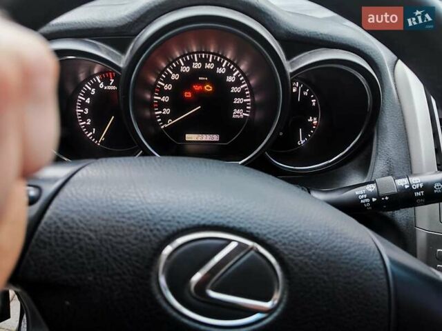 Черный Лексус РХ, объемом двигателя 3 л и пробегом 297 тыс. км за 8500 $, фото 3 на Automoto.ua