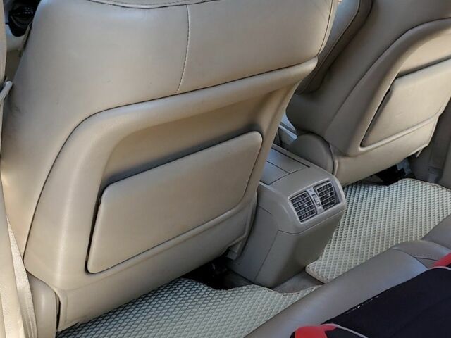 Черный Лексус РХ, объемом двигателя 3.3 л и пробегом 285 тыс. км за 8200 $, фото 7 на Automoto.ua