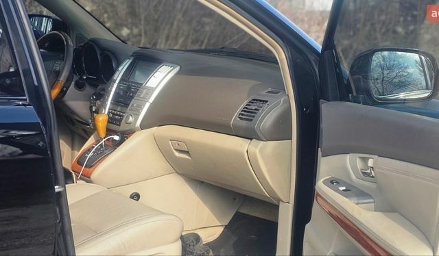 Черный Лексус РХ, объемом двигателя 3 л и пробегом 250 тыс. км за 10000 $, фото 9 на Automoto.ua