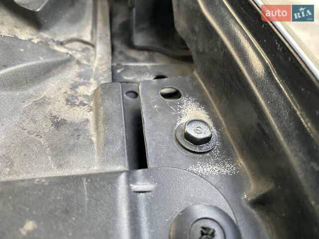 Черный Лексус РХ, объемом двигателя 3 л и пробегом 271 тыс. км за 7900 $, фото 29 на Automoto.ua