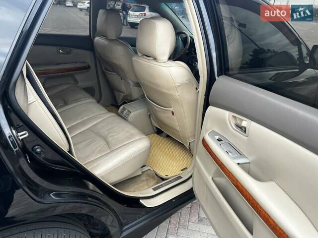 Черный Лексус РХ, объемом двигателя 3.3 л и пробегом 279 тыс. км за 9700 $, фото 3 на Automoto.ua