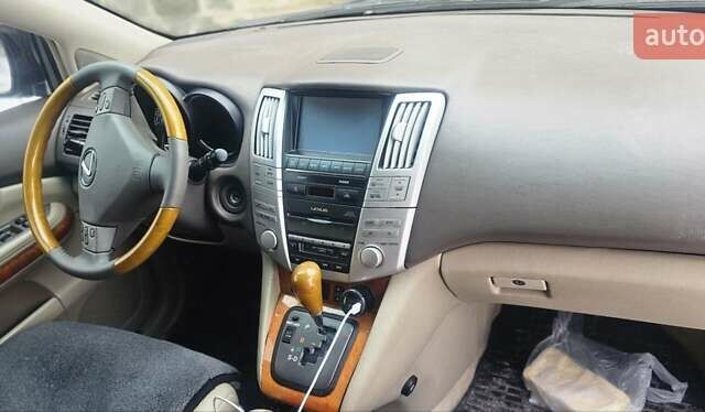 Черный Лексус РХ, объемом двигателя 3 л и пробегом 248 тыс. км за 10000 $, фото 5 на Automoto.ua