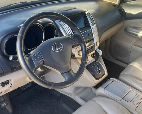 Черный Лексус РХ, объемом двигателя 3.31 л и пробегом 235 тыс. км за 9800 $, фото 9 на Automoto.ua
