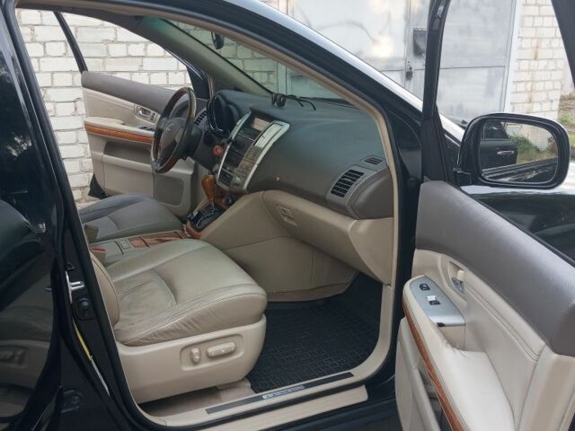 Чорний Лексус РХ, об'ємом двигуна 0 л та пробігом 250 тис. км за 7800 $, фото 2 на Automoto.ua