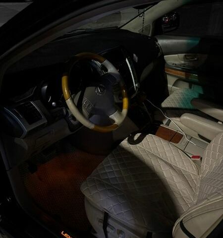 Черный Лексус РХ, объемом двигателя 3.3 л и пробегом 280 тыс. км за 8777 $, фото 7 на Automoto.ua