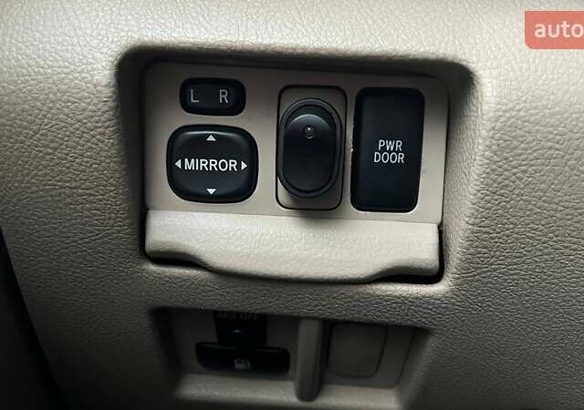 Чорний Лексус РХ, об'ємом двигуна 3.31 л та пробігом 374 тис. км за 11490 $, фото 16 на Automoto.ua