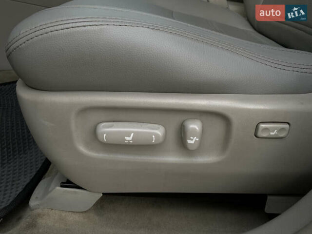 Черный Лексус РХ, объемом двигателя 3 л и пробегом 271 тыс. км за 7900 $, фото 25 на Automoto.ua