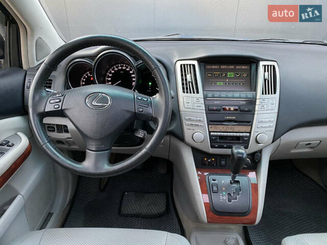 Черный Лексус РХ, объемом двигателя 3 л и пробегом 271 тыс. км за 7900 $, фото 11 на Automoto.ua