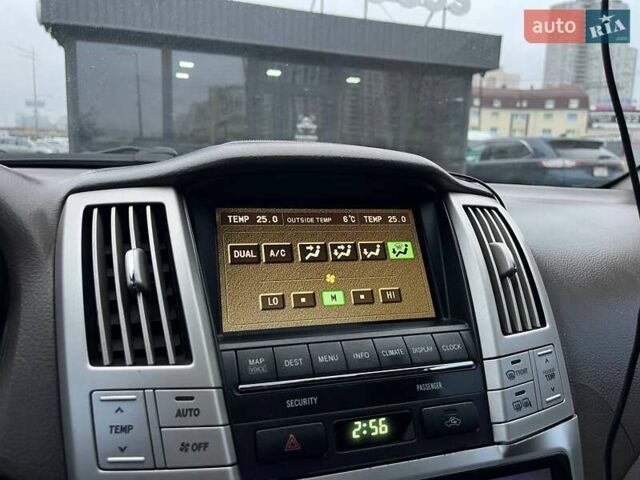 Черный Лексус РХ, объемом двигателя 3 л и пробегом 330 тыс. км за 8990 $, фото 26 на Automoto.ua