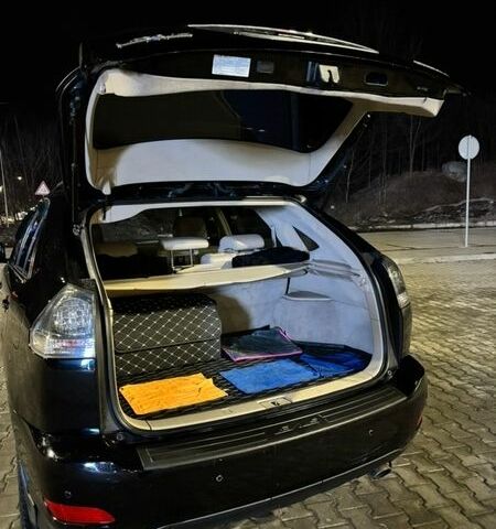 Черный Лексус РХ, объемом двигателя 3.3 л и пробегом 280 тыс. км за 8777 $, фото 5 на Automoto.ua