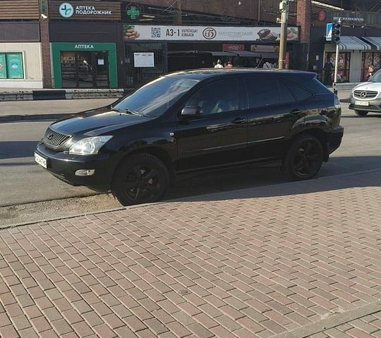 Чорний Лексус РХ, об'ємом двигуна 3 л та пробігом 300 тис. км за 10000 $, фото 2 на Automoto.ua