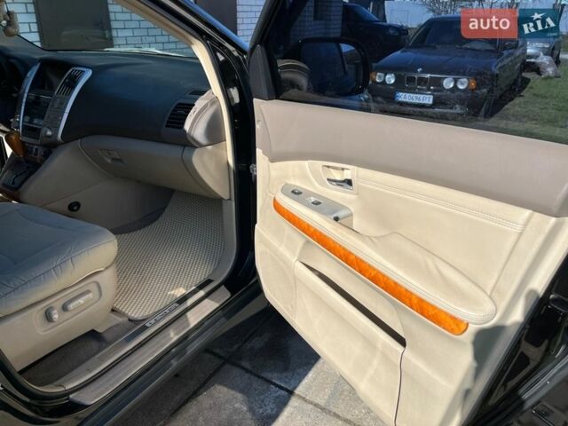 Черный Лексус РХ, объемом двигателя 3.3 л и пробегом 230 тыс. км за 10000 $, фото 13 на Automoto.ua