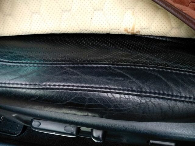 Черный Лексус РХ, объемом двигателя 3 л и пробегом 287 тыс. км за 11500 $, фото 5 на Automoto.ua