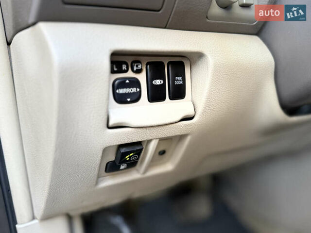 Черный Лексус РХ, объемом двигателя 3.46 л и пробегом 296 тыс. км за 8600 $, фото 16 на Automoto.ua