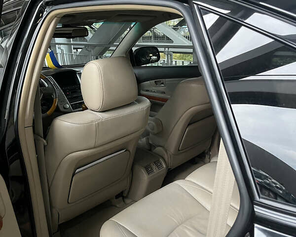 Лексус РХ 2006 у Києві на Automoto.ua Чорний Лексус РХ, об'ємом двигуна 3.46 л та пробігом 272 тис. км за 9900 $, фото 21 на Automoto.ua