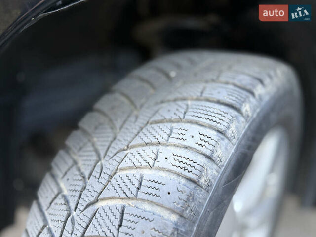 Черный Лексус РХ, объемом двигателя 3.46 л и пробегом 296 тыс. км за 8600 $, фото 23 на Automoto.ua