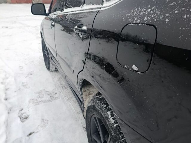 Черный Лексус РХ, объемом двигателя 3.3 л и пробегом 240 тыс. км за 10999 $, фото 6 на Automoto.ua