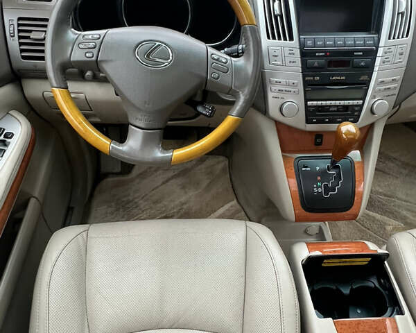 Черный Лексус РХ, объемом двигателя 3.46 л и пробегом 220 тыс. км за 11500 $, фото 13 на Automoto.ua