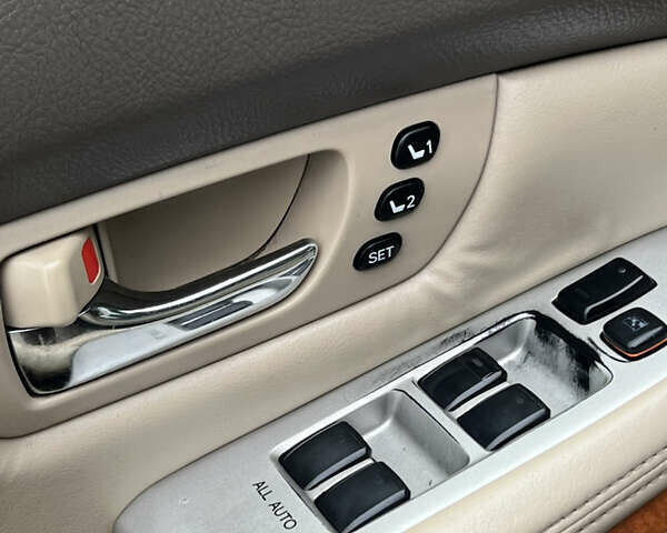 Черный Лексус РХ, объемом двигателя 3.46 л и пробегом 220 тыс. км за 11500 $, фото 12 на Automoto.ua