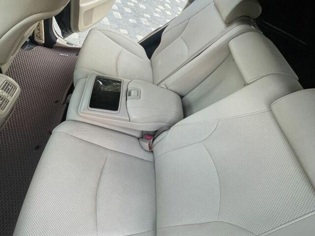 Черный Лексус РХ, объемом двигателя 3.3 л и пробегом 245 тыс. км за 11900 $, фото 13 на Automoto.ua