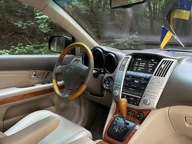 Черный Лексус РХ, объемом двигателя 3.5 л и пробегом 270 тыс. км за 11200 $, фото 23 на Automoto.ua