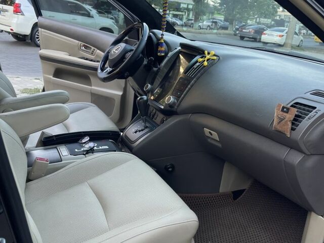 Черный Лексус РХ, объемом двигателя 3.3 л и пробегом 245 тыс. км за 11900 $, фото 11 на Automoto.ua