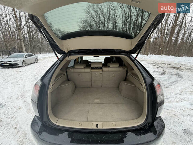 Черный Лексус РХ, объемом двигателя 3.31 л и пробегом 290 тыс. км за 8900 $, фото 31 на Automoto.ua