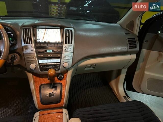 Черный Лексус РХ, объемом двигателя 3.5 л и пробегом 330 тыс. км за 12300 $, фото 30 на Automoto.ua