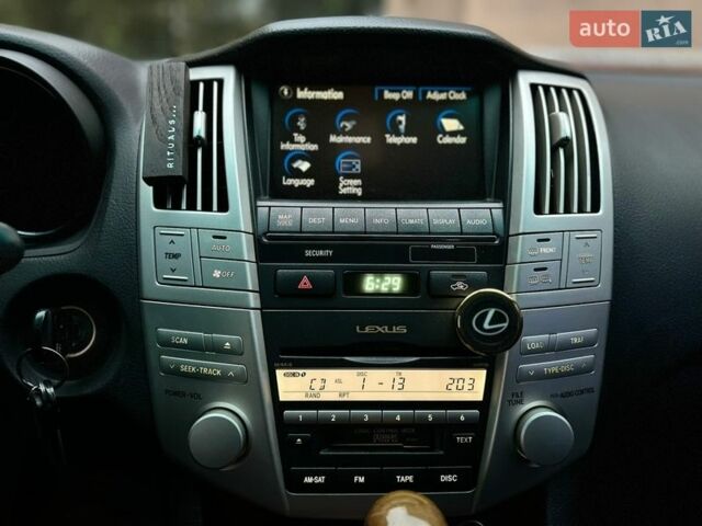Черный Лексус РХ, объемом двигателя 3.46 л и пробегом 225 тыс. км за 12500 $, фото 23 на Automoto.ua