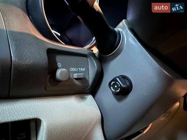 Черный Лексус РХ, объемом двигателя 3.5 л и пробегом 330 тыс. км за 12300 $, фото 19 на Automoto.ua