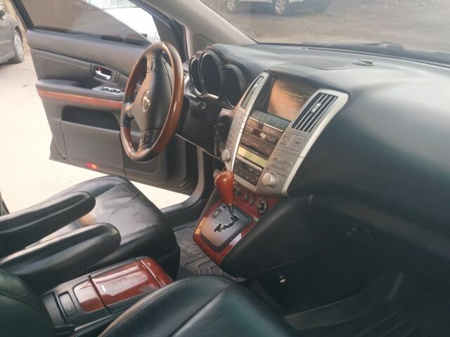 Черный Лексус РХ, объемом двигателя 3.5 л и пробегом 285 тыс. км за 8400 $, фото 7 на Automoto.ua