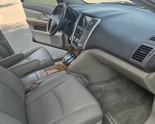Черный Лексус РХ, объемом двигателя 3.46 л и пробегом 283 тыс. км за 11300 $, фото 11 на Automoto.ua