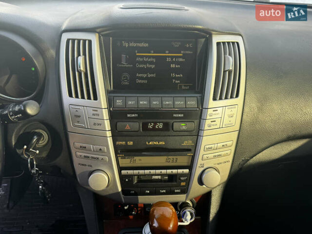 Черный Лексус РХ, объемом двигателя 3.46 л и пробегом 266 тыс. км за 10900 $, фото 18 на Automoto.ua