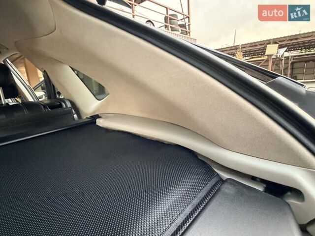 Чорний Лексус РХ, об'ємом двигуна 3.46 л та пробігом 45 тис. км за 19999 $, фото 48 на Automoto.ua