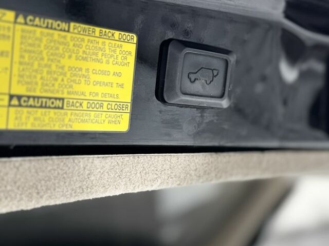 Черный Лексус РХ, объемом двигателя 3.5 л и пробегом 250 тыс. км за 9799 $, фото 16 на Automoto.ua