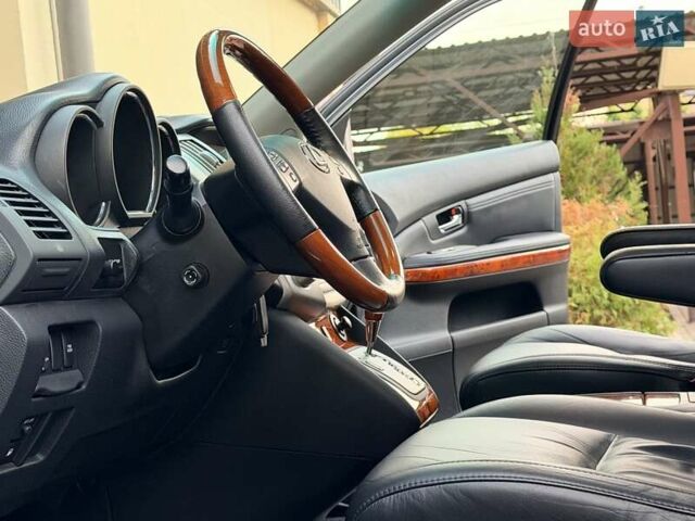 Чорний Лексус РХ, об'ємом двигуна 3.46 л та пробігом 45 тис. км за 19999 $, фото 25 на Automoto.ua